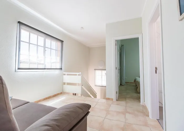 With Pool In Madronal Fanabe, Вілла