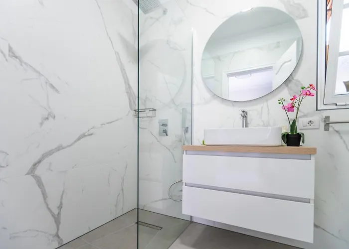 Вілла With Pool In Madronal Fanabe,