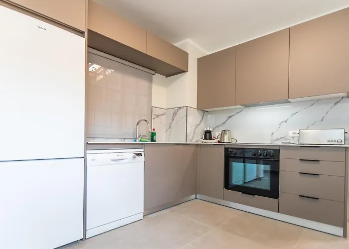 With Pool In Madronal Fanabe, Вілла Адехе