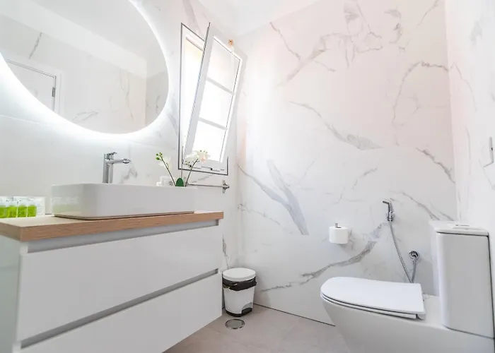 With Pool In Madronal Fanabe, Villa